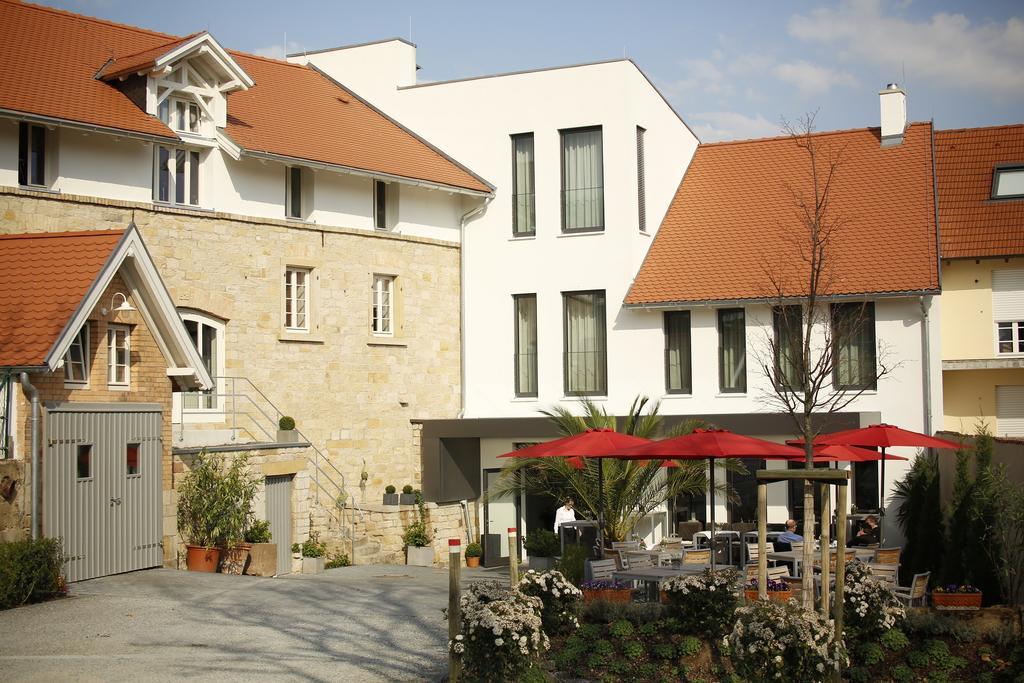 Weinhaus Henninger Kallstadt Exterior foto