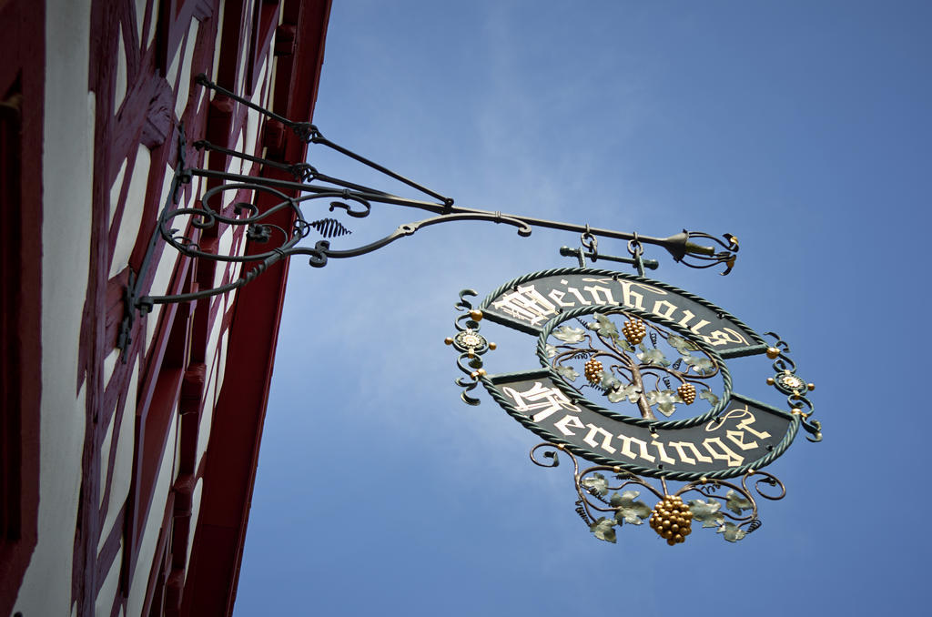 Weinhaus Henninger Kallstadt Exterior foto